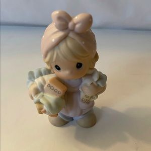 Precious Moments Laundry To Do List